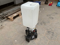 Pompunit - afbeelding 2 van  5