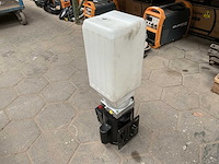 Pompunit - afbeelding 3 van  5