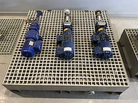 Pompunits (3x) - afbeelding 1 van  17