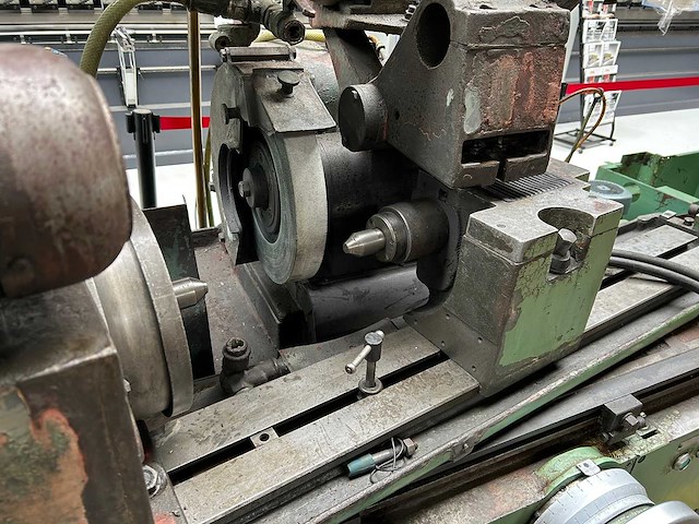 Ponar - rup 28x1000 - cylindrical grinding machine - 1976 - afbeelding 6 van  9