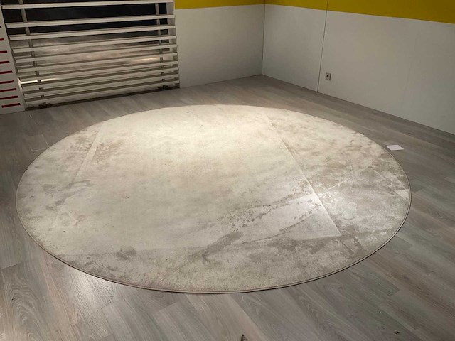Ponsaerts rond vloerkleed - afbeelding 1 van  8