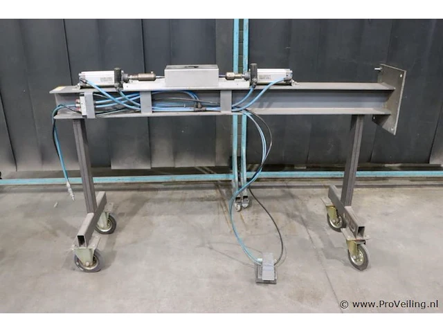 Ponsmachine - 170x50x105cm - afbeelding 1 van  8