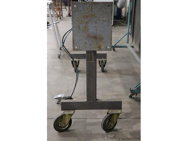 Ponsmachine - 170x50x105cm - afbeelding 8 van  8