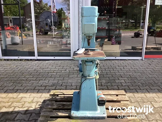 Ponsmachine pneumatisch - afbeelding 1 van  9
