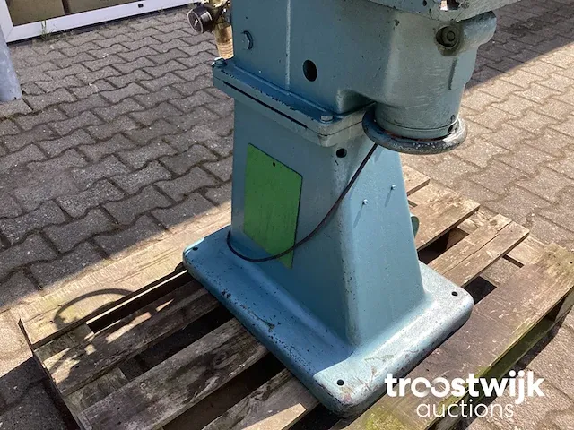 Ponsmachine pneumatisch - afbeelding 6 van  9