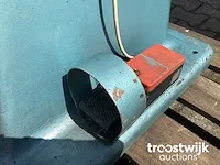 Ponsmachine pneumatisch - afbeelding 8 van  9