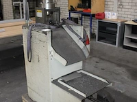 Ponsmachine sab max. druk 220 bar, bouwjaar 1993 - afbeelding 2 van  3