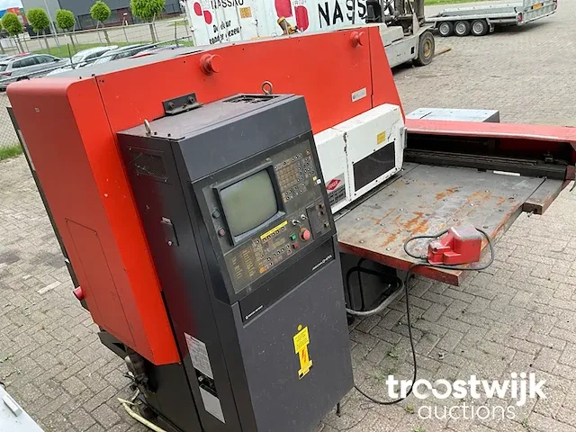 Ponsmachine - afbeelding 13 van  13