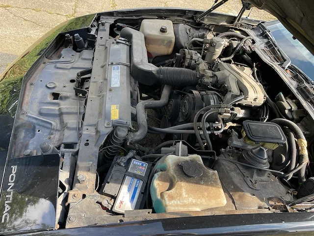 Pontiac - firebird - 3.1 sport - youngtimer > 15 - 1993 - afbeelding 14 van  27