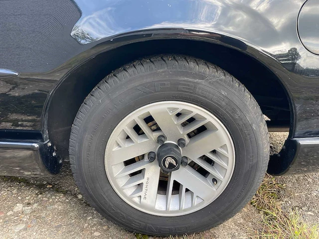 Pontiac - firebird - 3.1 sport - youngtimer > 15 - 1993 - afbeelding 20 van  27