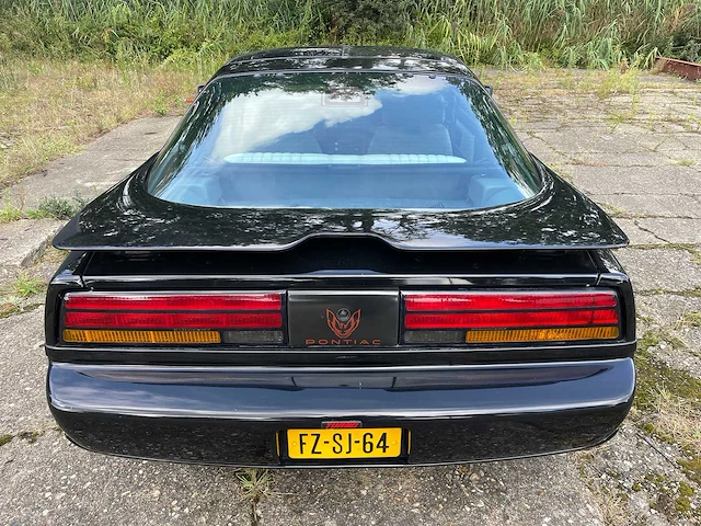 Pontiac - firebird - 3.1 sport - youngtimer > 15 - 1993 - afbeelding 27 van  27