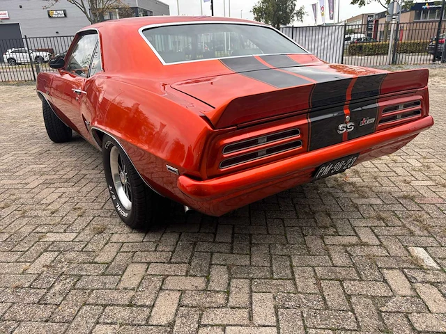 Pontiac - firebird - oldtimer - afbeelding 13 van  17