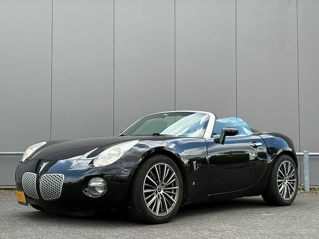 Pontiac - solstice - 2006 - 99-nfz-2 - afbeelding 1 van  13