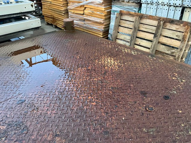 Ponton - afbeelding 10 van  13