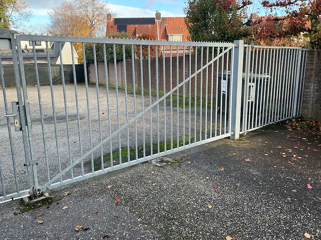 Poort / hekwerk - afbeelding 3 van  3