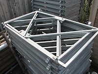 Poortframe v.v. slotkom 90 x 155 cm. - afbeelding 1 van  2