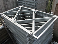 Poortframe v.v. slotkom 90 x 155 cm. - afbeelding 1 van  1