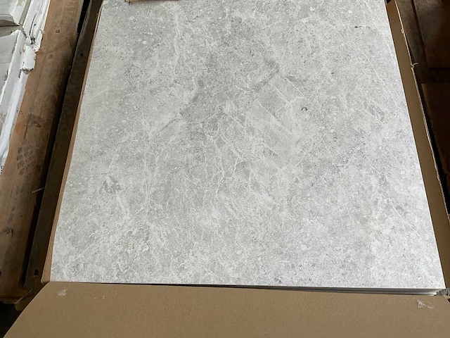 Porcelaingres vloertegel ca. 5,4 m² - afbeelding 1 van  3