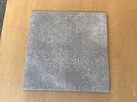 Porcelanosa bottega acero mat vloertegel 44,3x44,3 cm 38 m² - afbeelding 7 van  7