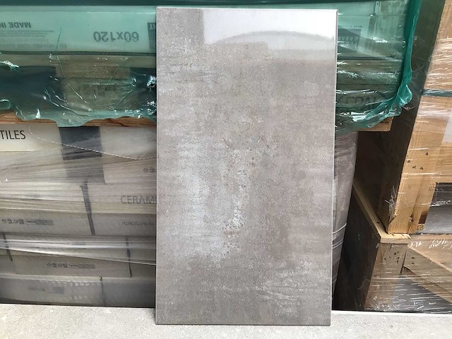 Porcelanosa shine aluminio glans wandtegel 33,3x59,2 cm 15 m² - afbeelding 4 van  5