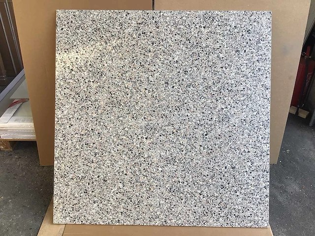 Porcelanosa treviso arena mat vloertegel 120x120 cm 57,6 m² - afbeelding 1 van  3