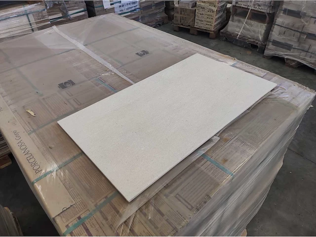 Porcelanosa urban natural wandtegel 33,3x59,2 cm 49,68 m² - afbeelding 4 van  9