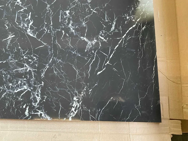Porcelanosa vloertegel ca, 2,7 m² - afbeelding 2 van  4