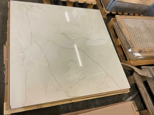 Porcelanosa vloertegel ca. 4,3 m² - afbeelding 1 van  3