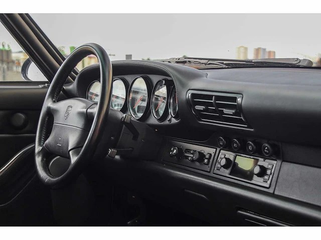 Porsche - 1995 - 911 993 turbo 3.6 wls1 - personenauto - afbeelding 38 van  56