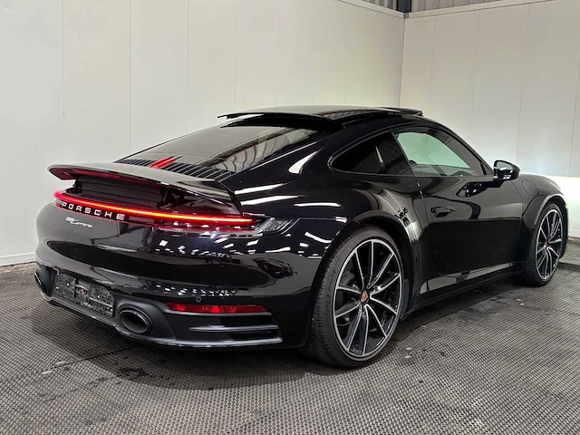 Porsche - 911 - 3.0 carrera - car - 2021 - afbeelding 41 van  44
