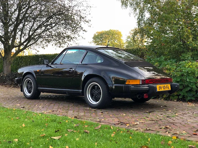 Porsche - 911 - 3.0 sc coupé - 1980 - origineel nl - afbeelding 22 van  27