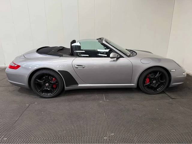 Porsche - 911 - carrera s - 3.8 - cabriolet - personenauto - 2006 - afbeelding 12 van  42