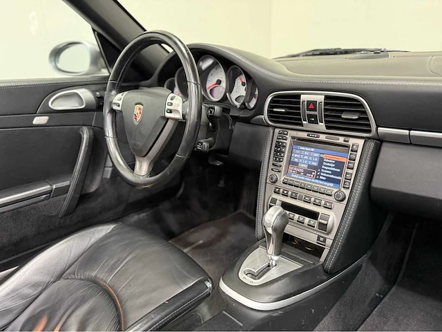 Porsche - 911 - carrera s - 3.8 - cabriolet - personenauto - 2006 - afbeelding 13 van  42