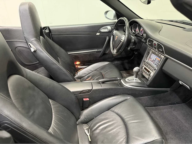 Porsche - 911 - carrera s - 3.8 - cabriolet - personenauto - 2006 - afbeelding 15 van  42