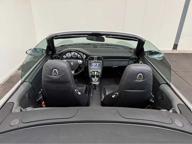 Porsche - 911 - carrera s - 3.8 - cabriolet - personenauto - 2006 - afbeelding 18 van  42