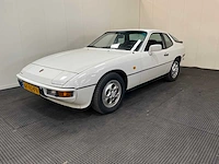 Porsche - 924 s - oldtimer - 1986 - afbeelding 12 van  45