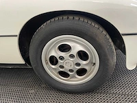 Porsche - 924 s - oldtimer - 1986 - afbeelding 37 van  45