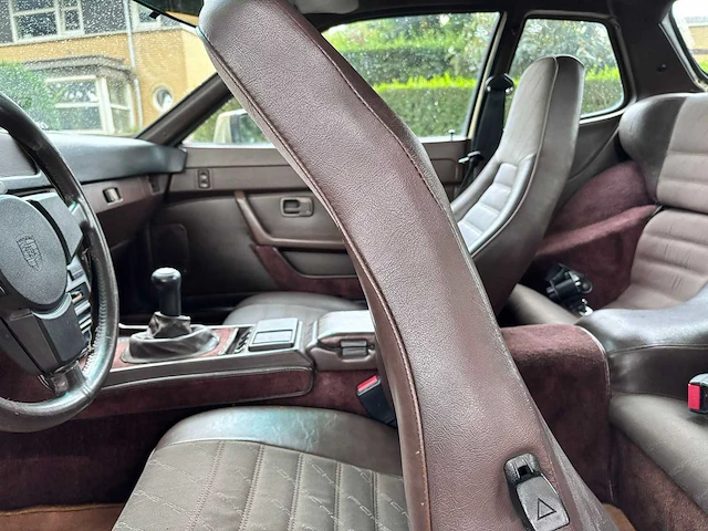 Porsche - 944 - 1984 - uniek - personenauto - afbeelding 26 van  44