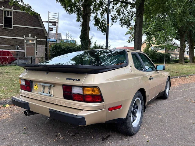 Porsche - 944 - 1984 - uniek - personenauto - afbeelding 9 van  44
