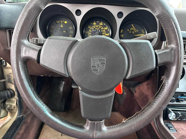 Porsche - 944 - 1984 - uniek - personenauto - afbeelding 13 van  44