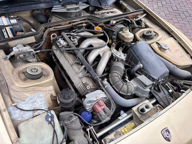 Porsche - 944 - 1984 - uniek - personenauto - afbeelding 35 van  44