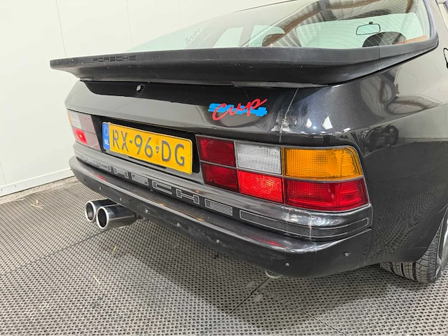 Porsche - 944 - oldtimer - 1987 - afbeelding 19 van  30