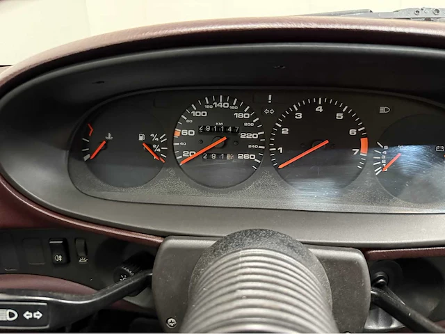 Porsche - 944 - oldtimer - 1987 - afbeelding 22 van  30