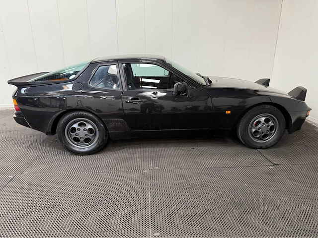 Porsche - 944 - oldtimer - 1987 - afbeelding 5 van  30