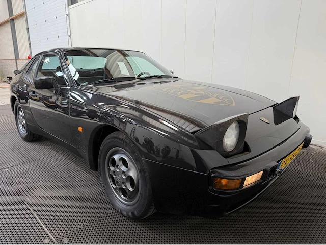 Porsche - 944 - oldtimer - 1987 - afbeelding 6 van  30