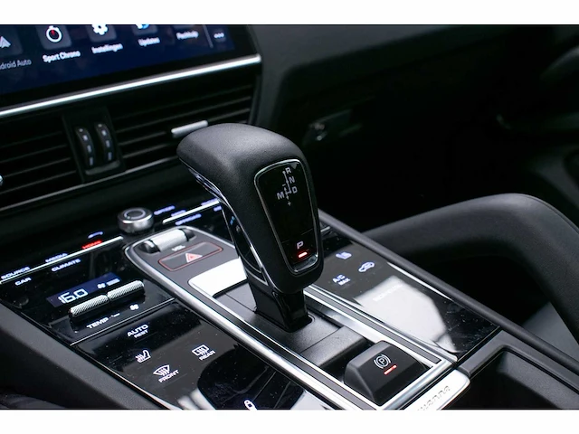 Porsche - cayenne - 3.0 e-hybrid pl. ed. - gdt-81-n - 2022 - afbeelding 13 van  45