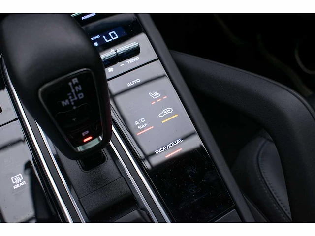 Porsche - cayenne - 3.0 e-hybrid pl. ed. - gdt-81-n - 2022 - afbeelding 27 van  45