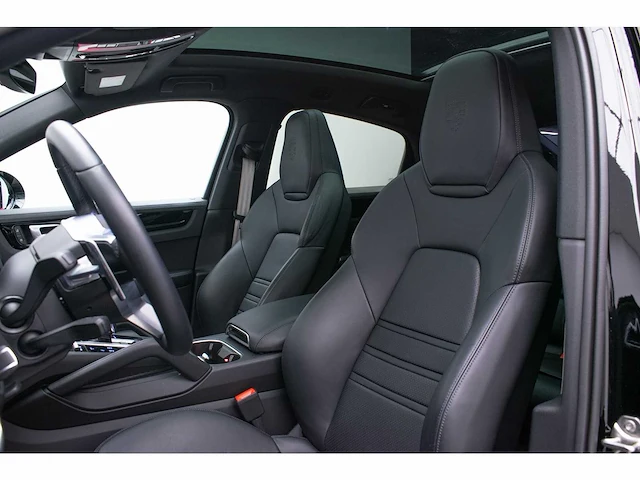 Porsche - cayenne - 3.0 e-hybrid pl. ed. - gdt-81-n - 2022 - afbeelding 32 van  45