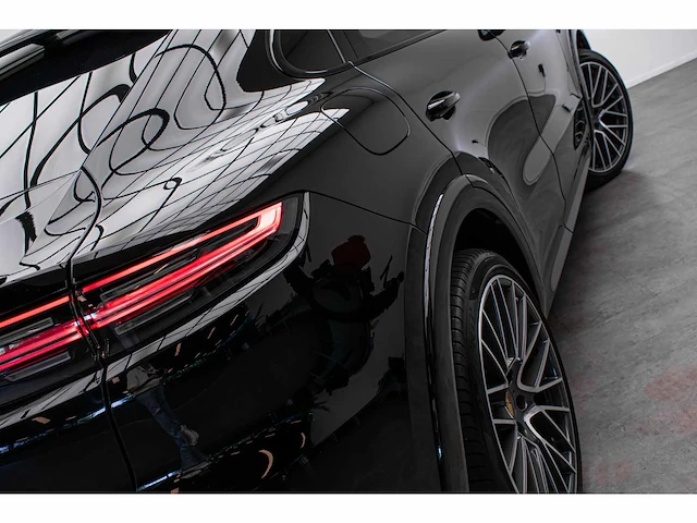 Porsche - cayenne - 3.0 e-hybrid pl. ed. - gdt-81-n - 2022 - afbeelding 45 van  45