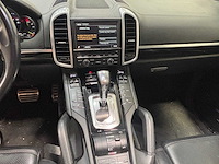 Porsche - cayenne - 3.0 s e-hybrid - car - 2015 - afbeelding 3 van  30